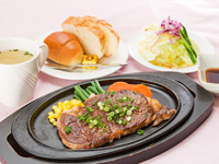 県産牛ロース肉ステーキ